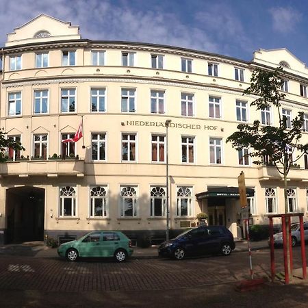 Hotel Niederlandischer Hof Schwerin  Exterior foto