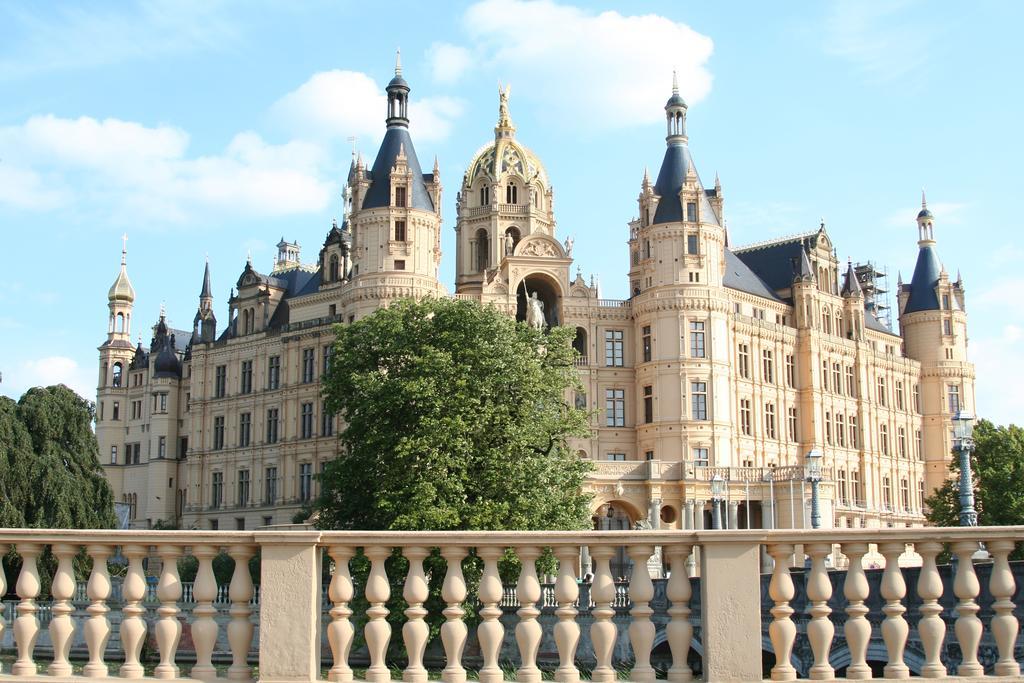 Hotel Niederlaendischer Hof Schwerin  Exterior foto